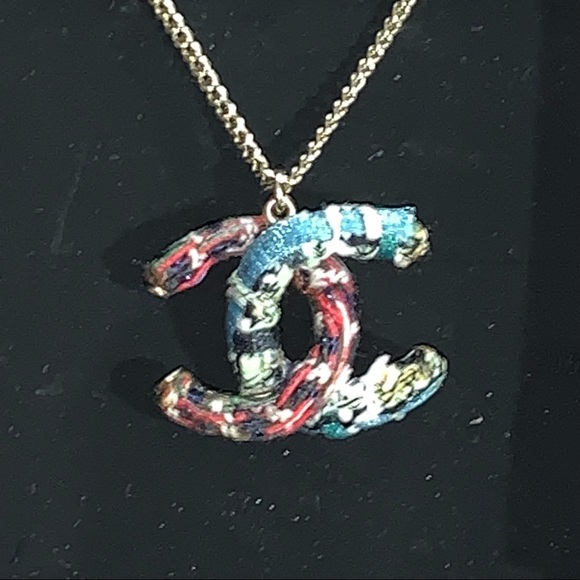CHANEL Spring/Summer 2015 multi color Bouclé Tweed CC logo NECKLACE w/box - Picture 13 of 15